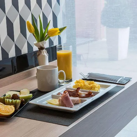 Novotel Normandie Hotel
