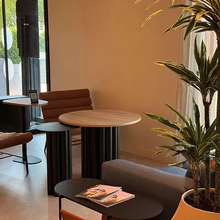 Hotel Novotel Normandie 4*