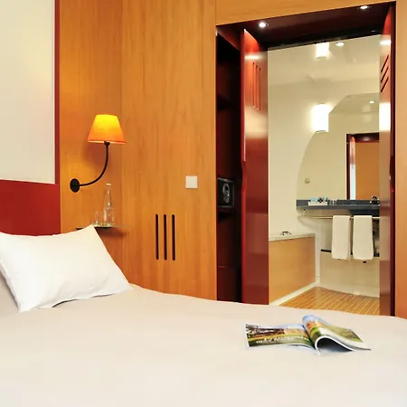 Novotel Normandie Hotel