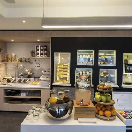 노보텔 스위트 노르망디 호텔 4*