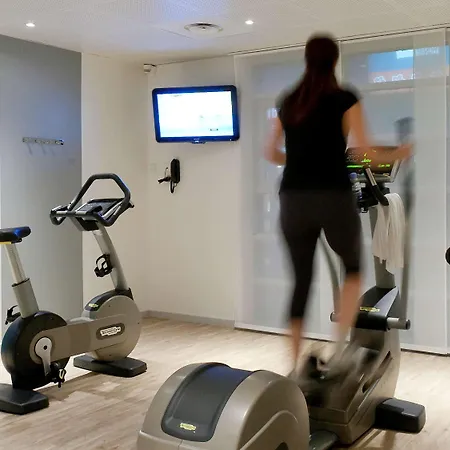 노보텔 스위트 노르망디 호텔 4*