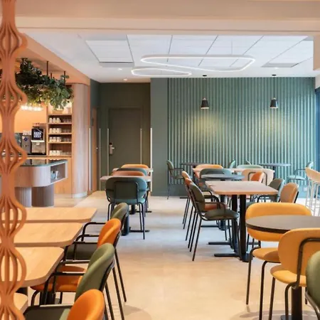 Novotel Normandie מלון 4*