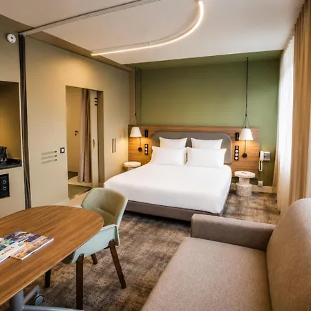 מלון Novotel Normandie