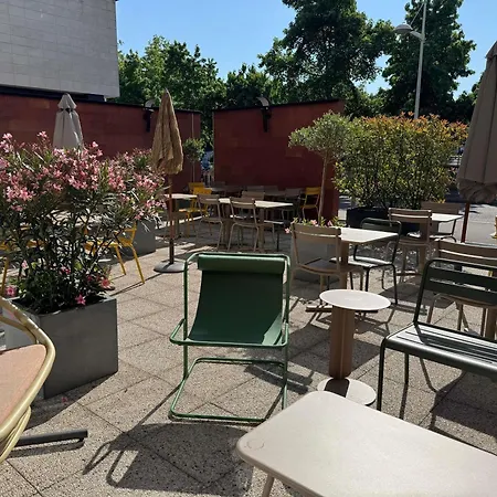 מלון Novotel Normandie 4*