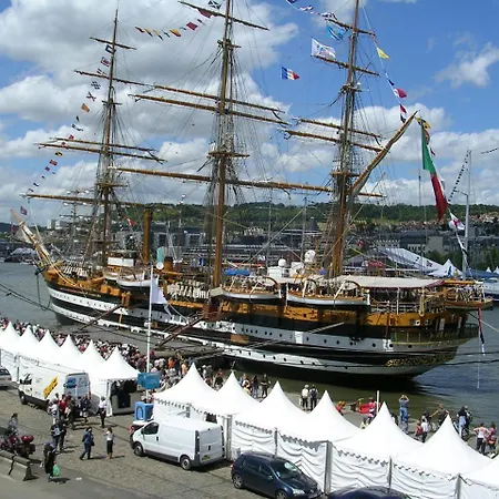 노보텔 스위트 노르망디 4* 루앙