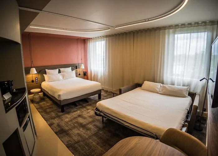 Готель Novotel Normandie