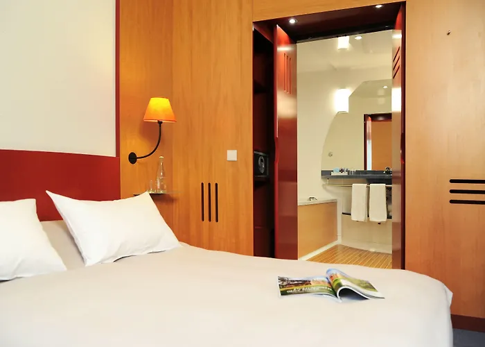 Novotel Normandie Готель