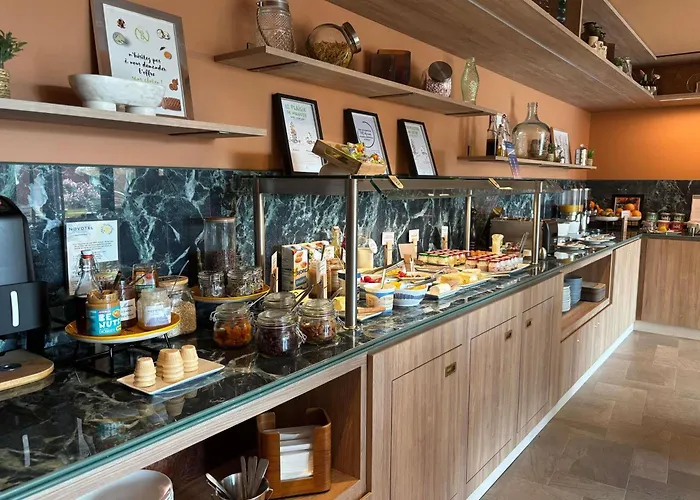 Novotel Normandie Hotel 4*