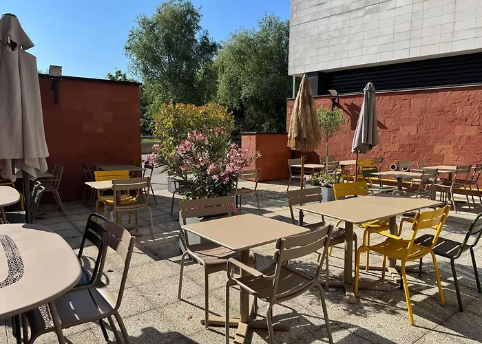 Otel Novotel Normandie